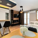 Nowe Czyzyny Deluxe Apartment