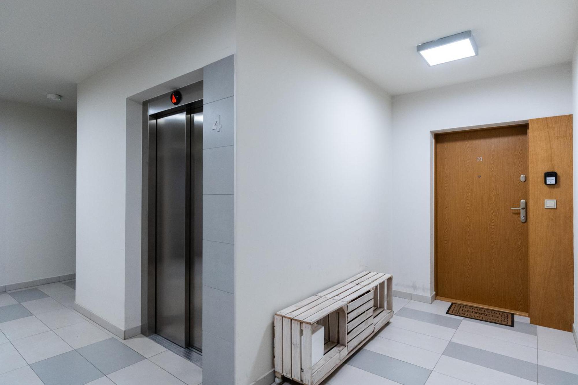 Nowe Czyzyny Deluxe Apartment *